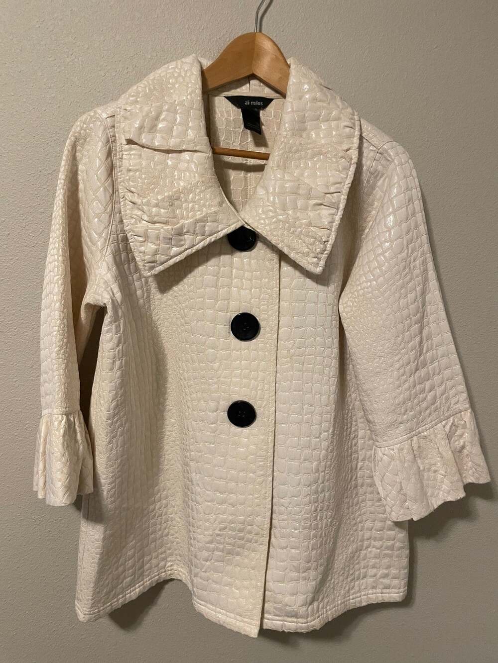Ali Miles Jacket Women Large Off White Croc Animal Print Ruffle Sleeve Button Up